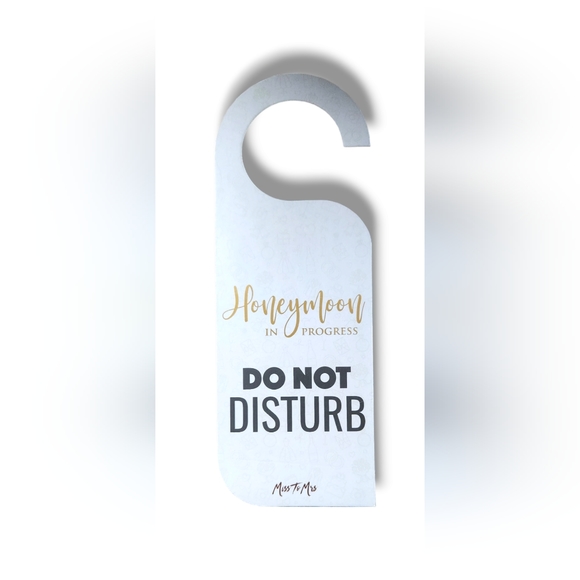 Wedding/Honeymoon Do Not Disturb Sign - Picture 2 of 2
